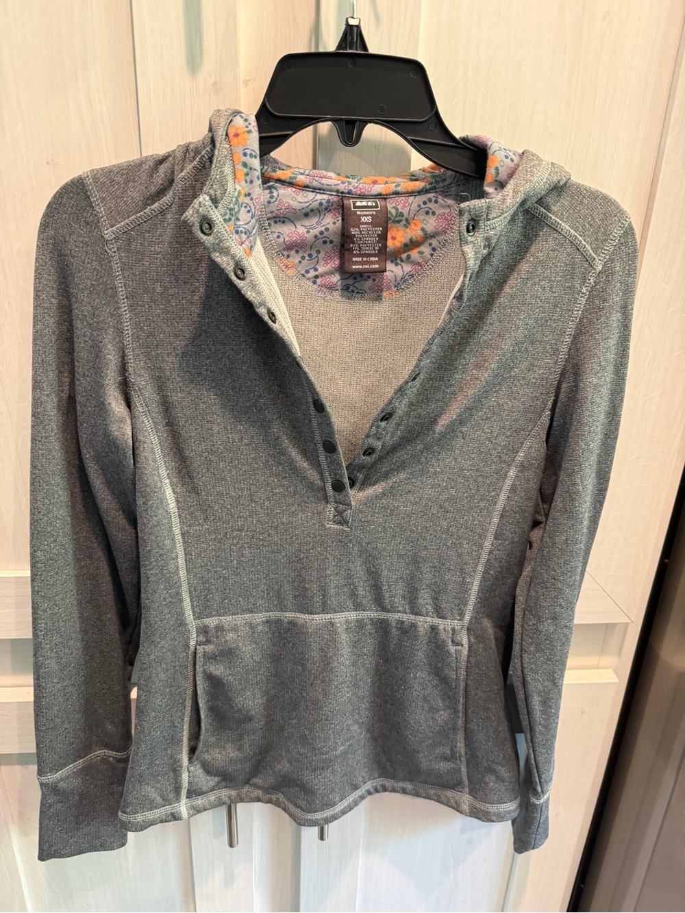 REI Heather Gray Pullover Hoodie with Floral Hood Lining